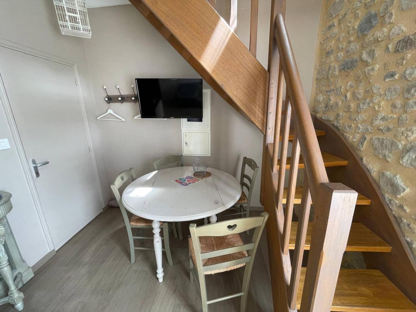 Apt Duplex Ou Plain Pied Tout Confort Plein Centre Ville Bayeux Proche Commerces, Restaurants, Avec Terrasse Privative Ou Jardin Commun Amenage Clos, Parking Gratuit A Proximite, Proche Plages Du Debarquement Eksteriør billede