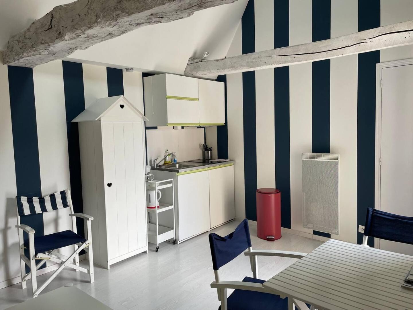Apt Duplex Ou Plain Pied Tout Confort Plein Centre Ville Bayeux Proche Commerces, Restaurants, Avec Terrasse Privative Ou Jardin Commun Amenage Clos, Parking Gratuit A Proximite, Proche Plages Du Debarquement Eksteriør billede