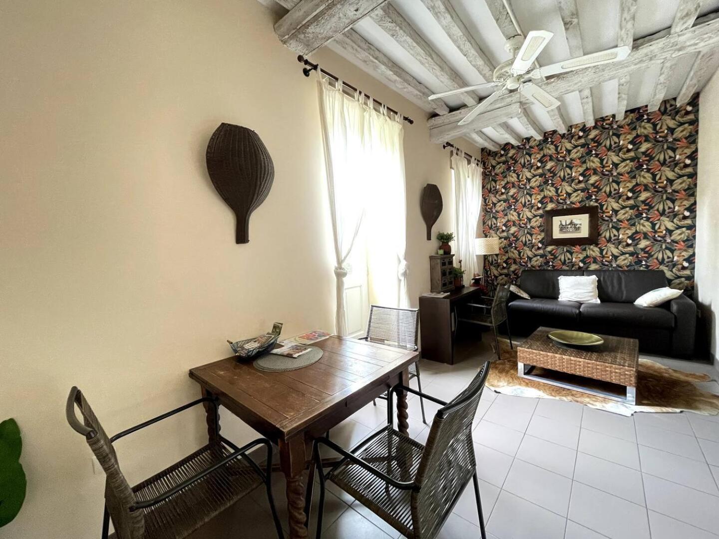 Apt Duplex Ou Plain Pied Tout Confort Plein Centre Ville Bayeux Proche Commerces, Restaurants, Avec Terrasse Privative Ou Jardin Commun Amenage Clos, Parking Gratuit A Proximite, Proche Plages Du Debarquement Eksteriør billede