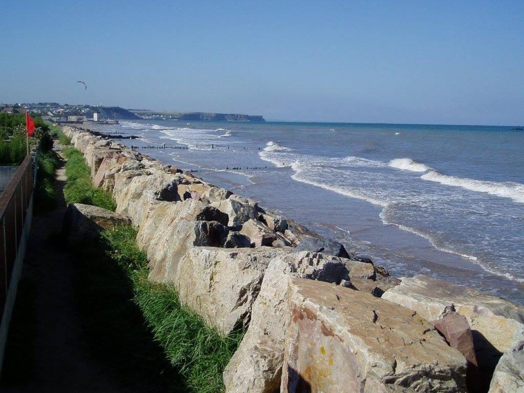 Apt Duplex Ou Plain Pied Tout Confort Plein Centre Ville Bayeux Proche Commerces, Restaurants, Avec Terrasse Privative Ou Jardin Commun Amenage Clos, Parking Gratuit A Proximite, Proche Plages Du Debarquement Eksteriør billede