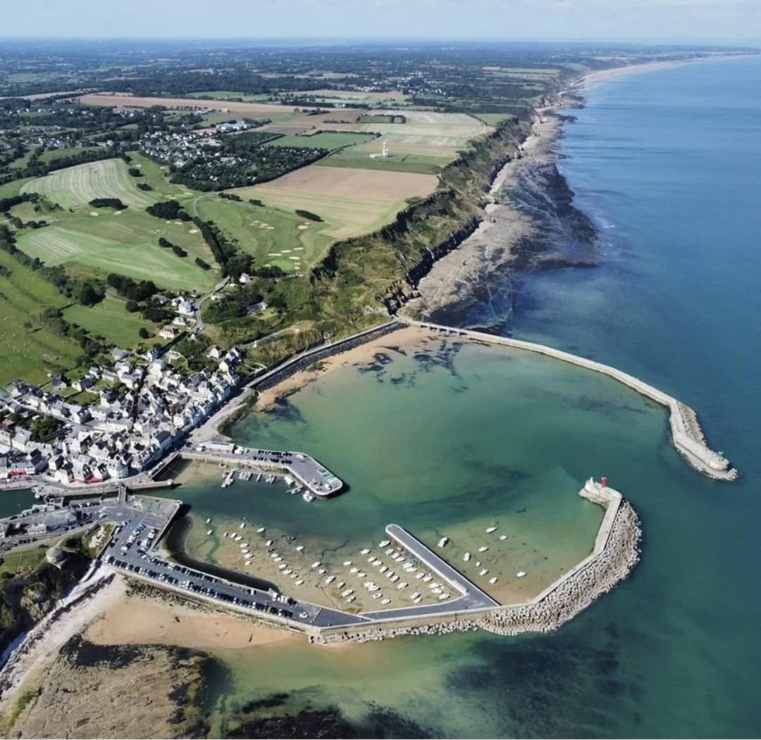 Apt Duplex Ou Plain Pied Tout Confort Plein Centre Ville Bayeux Proche Commerces, Restaurants, Avec Terrasse Privative Ou Jardin Commun Amenage Clos, Parking Gratuit A Proximite, Proche Plages Du Debarquement Eksteriør billede
